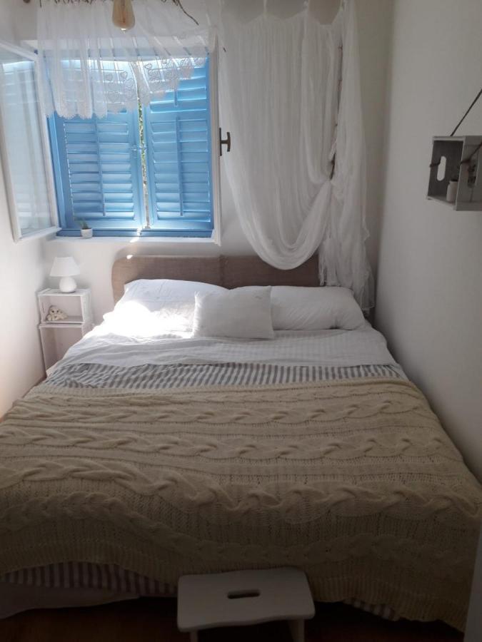 Blue Harbour No. 15 Apartment Veli Iz Ngoại thất bức ảnh