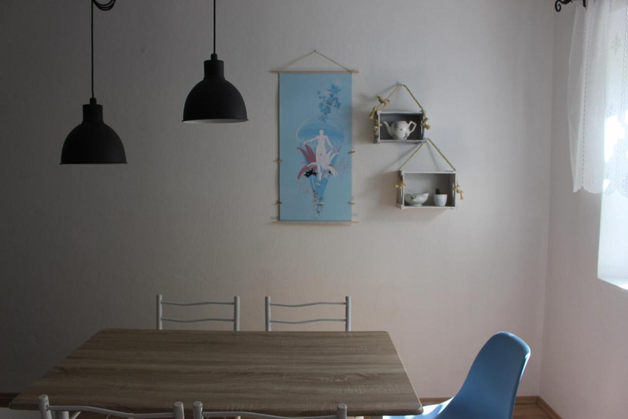 Blue Harbour No. 15 Apartment Veli Iz Ngoại thất bức ảnh