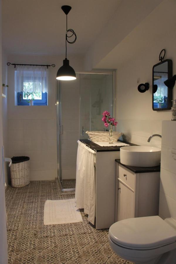 Blue Harbour No. 15 Apartment Veli Iz Ngoại thất bức ảnh