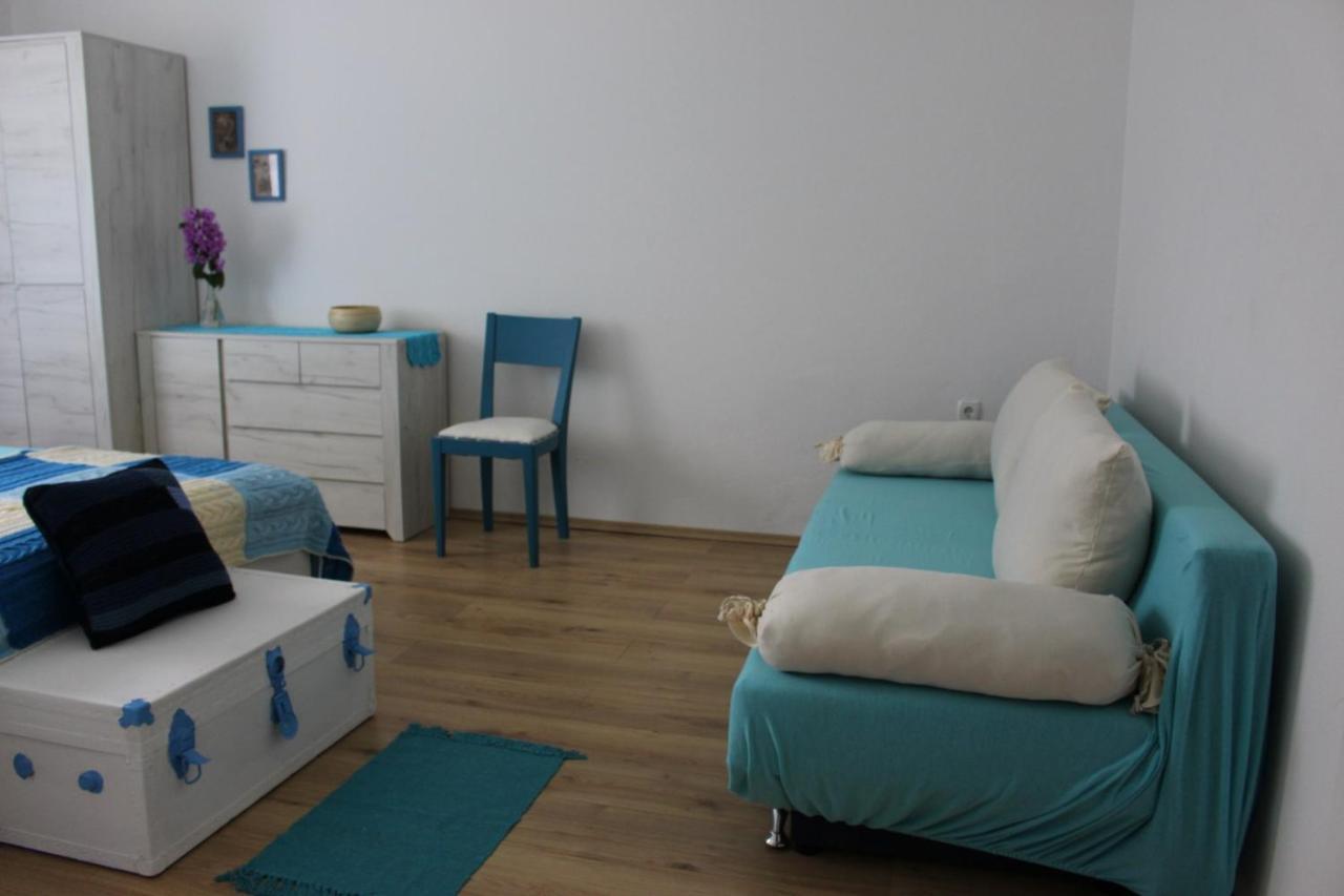 Blue Harbour No. 15 Apartment Veli Iz Ngoại thất bức ảnh